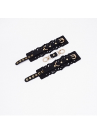 Черные кожаные наручники с узорами и золотистой фурнитурой - Crazy Handmade - купить с доставкой в Муроме