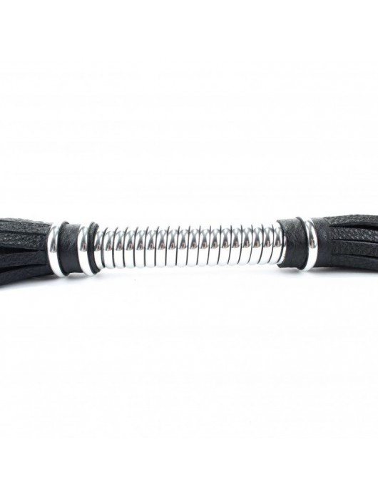 Черная длинная плеть с серебристой ручкой - 56 см. - БДСМ Арсенал - купить с доставкой в Муроме