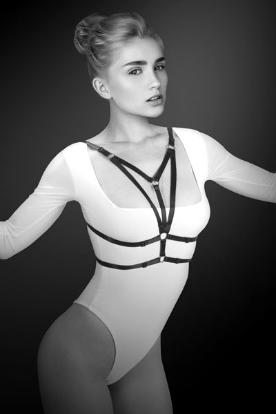 Черная упряжь на грудь Laura - Bijoux Pour Toi - купить с доставкой в Муроме